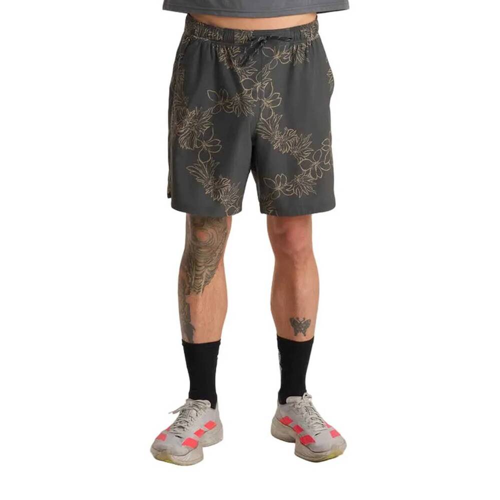 NEW ROARK serrano short in onyx floral
